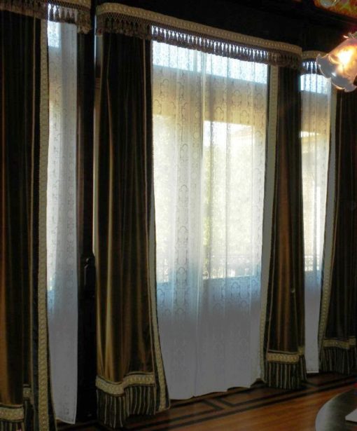 Eastlake Curtain